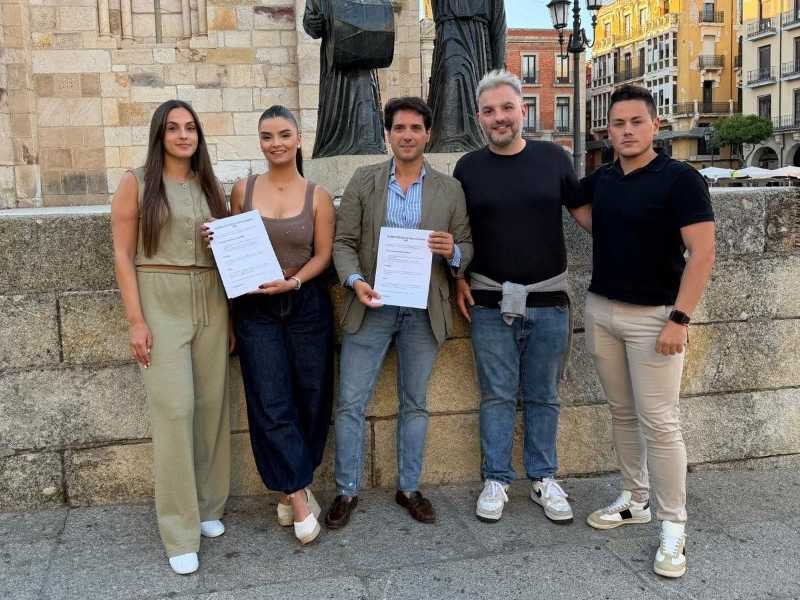 Tauroemoción y las peñas de Zamora renuevan su acuerdo